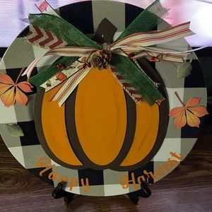 Happy Harvest Buffalo Check Charger